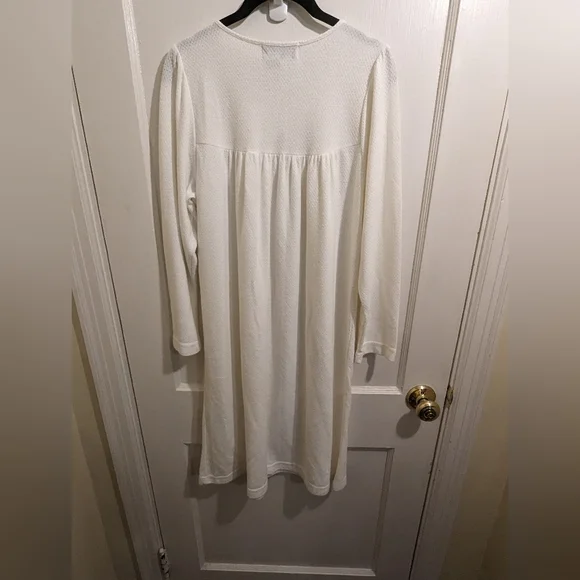 Vintage Coquette embroidered nightgown - Picture 2 of 4